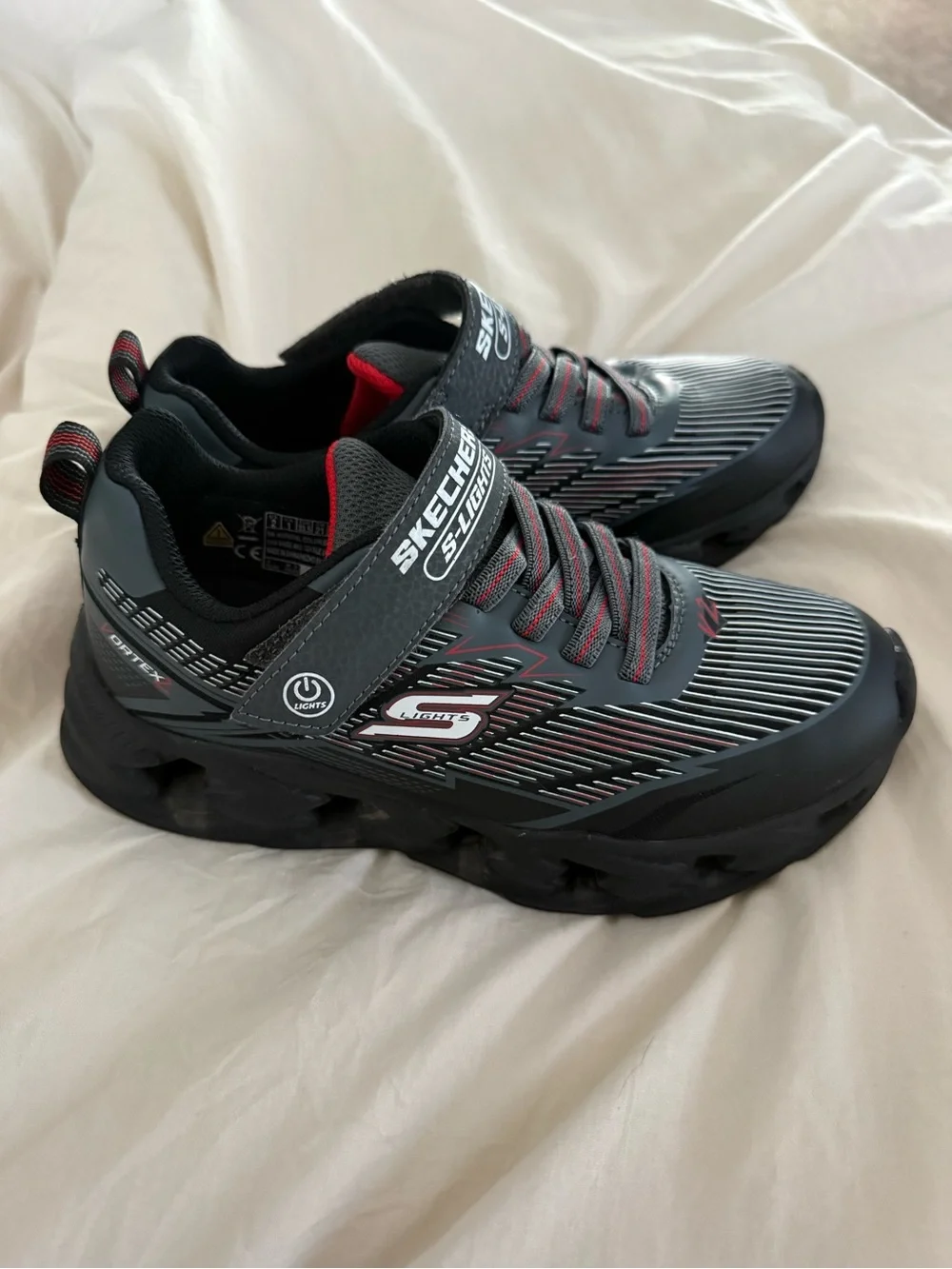 Skechers S-Lights Ortex Light-Up Sneakers Boys Size 2 Black Red